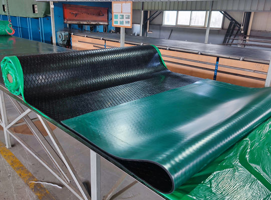 Włóczno z gumy z diamentem