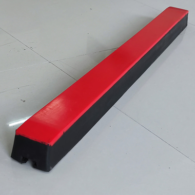 UHMW PE Pręty udarowe z przenośnikiem taśmowym 100 * 55 mm 100 * 75 mm Bar buforowy udarowy